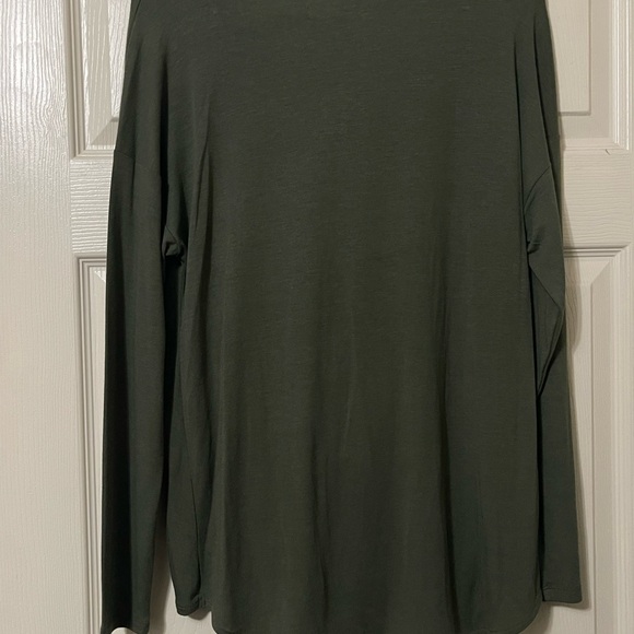 Lou & Grey Forest Green Long Sleeve Knot Top - Picture 3 of 3